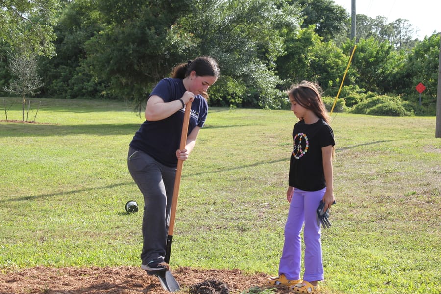 Go_Green_with_Parks_Butler_Park_04.26.24 (32)