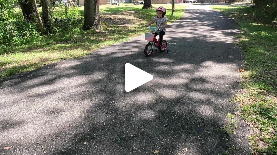 Biking Michelle's kids B-Roll 2024