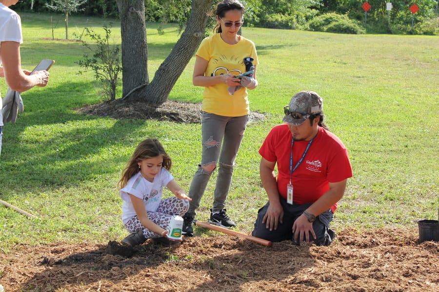 Go_Green_with_Parks_Butler_Park_04.26.24 (38)