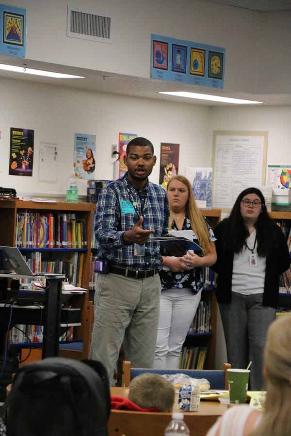 Cranberry_School_ESOL_Breakfast_4.11 (9)