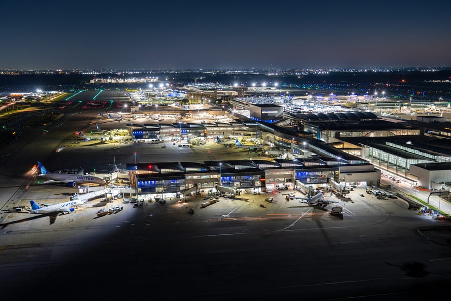 George_Bush_Intercontinental_Airport_Overview_3