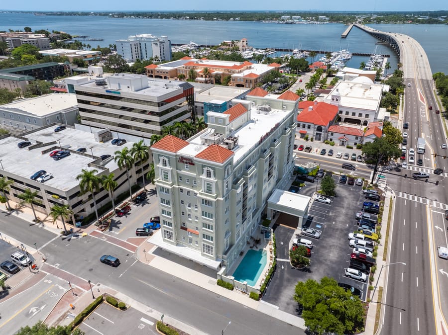 cvb-hotels-hampton-inn-downtown-44
