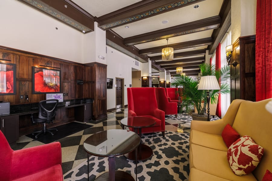 cvb-hotels-hampton-inn-downtown-12