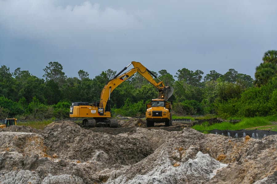 20240707_LandFillDigging_014_SD