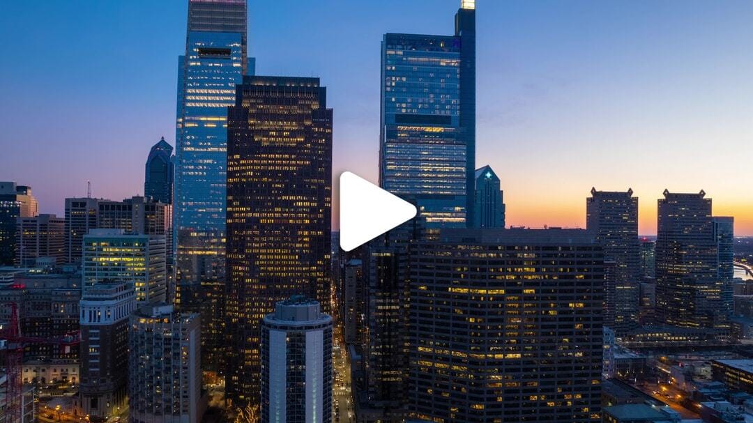 AERIAL TIMELAPSE LOGAN SQUARE SUNSET LOW TO HIGH WIDESCREEN