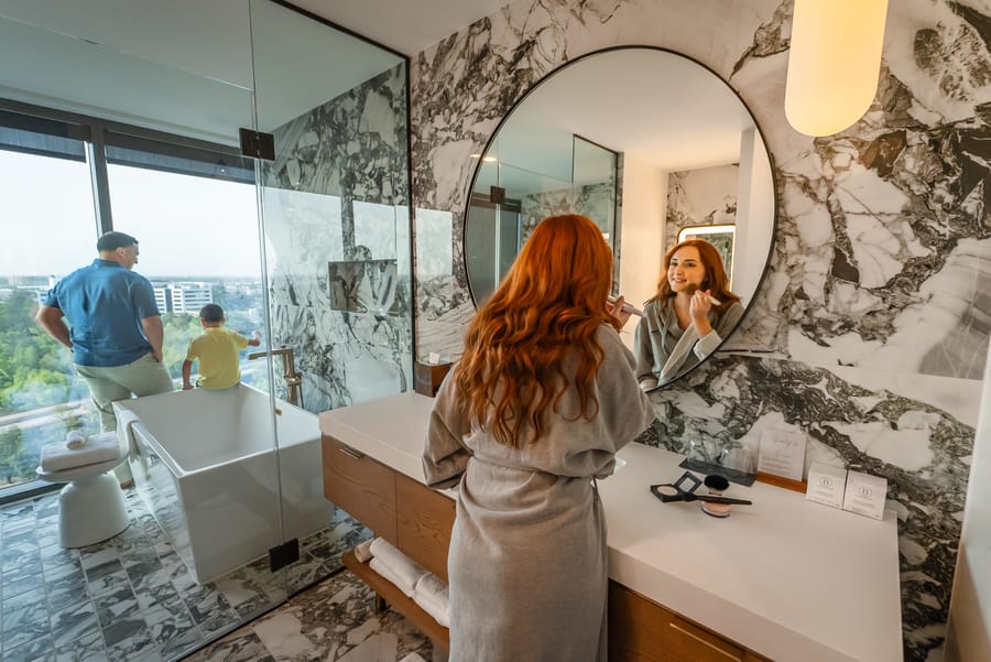 Thompson_Hotel_Panoramic_Suite_Bathroom