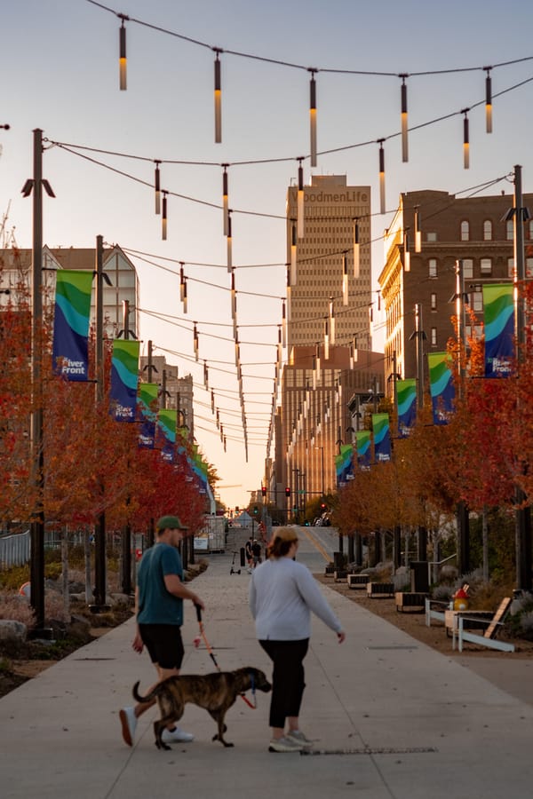 Heartland of America Park / RiverFront