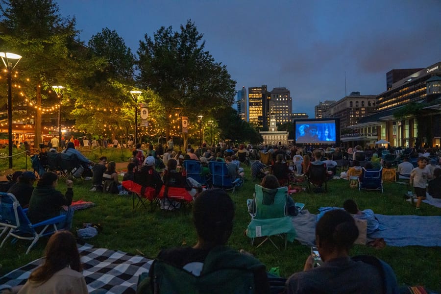 Movie on the Mall