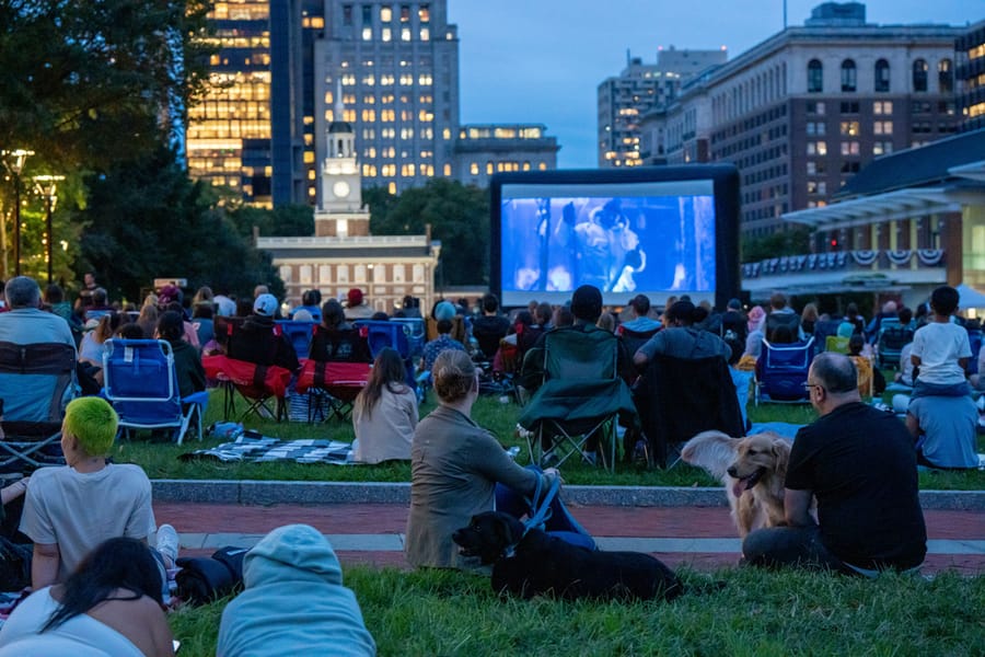 Movie on the Mall