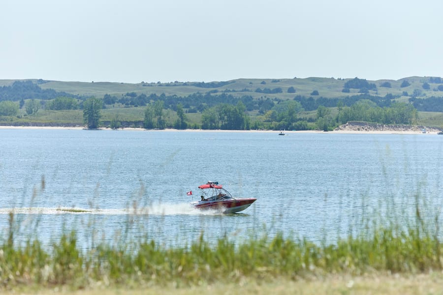 Calamus Reservoir_Speed Boat_Clay Cook Shoot 2024