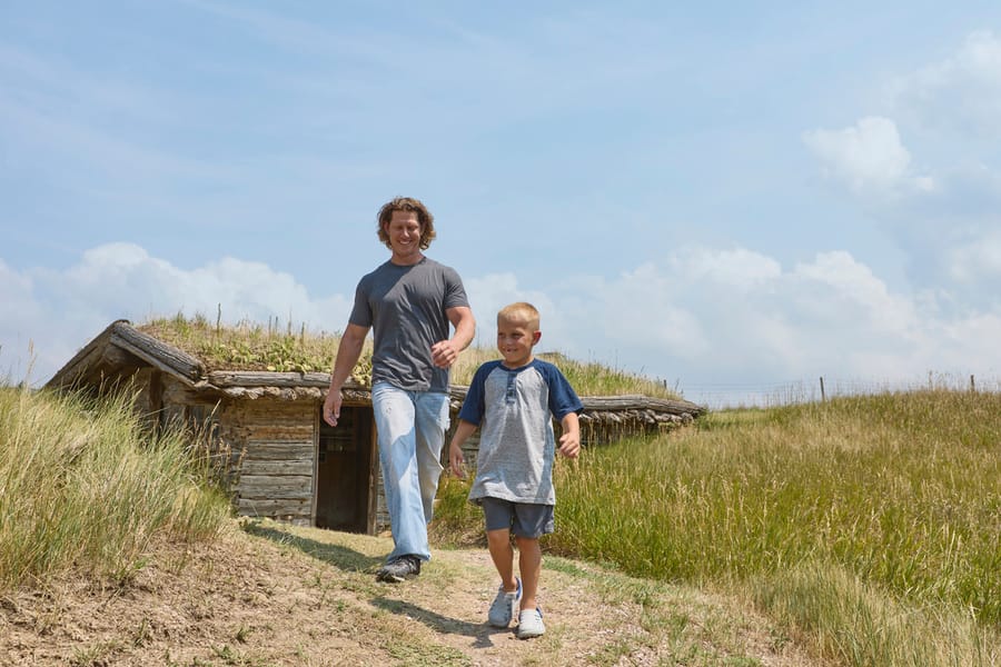 Museum of the Fur Trade_Father and Son_Clay Cook Shoot 2024