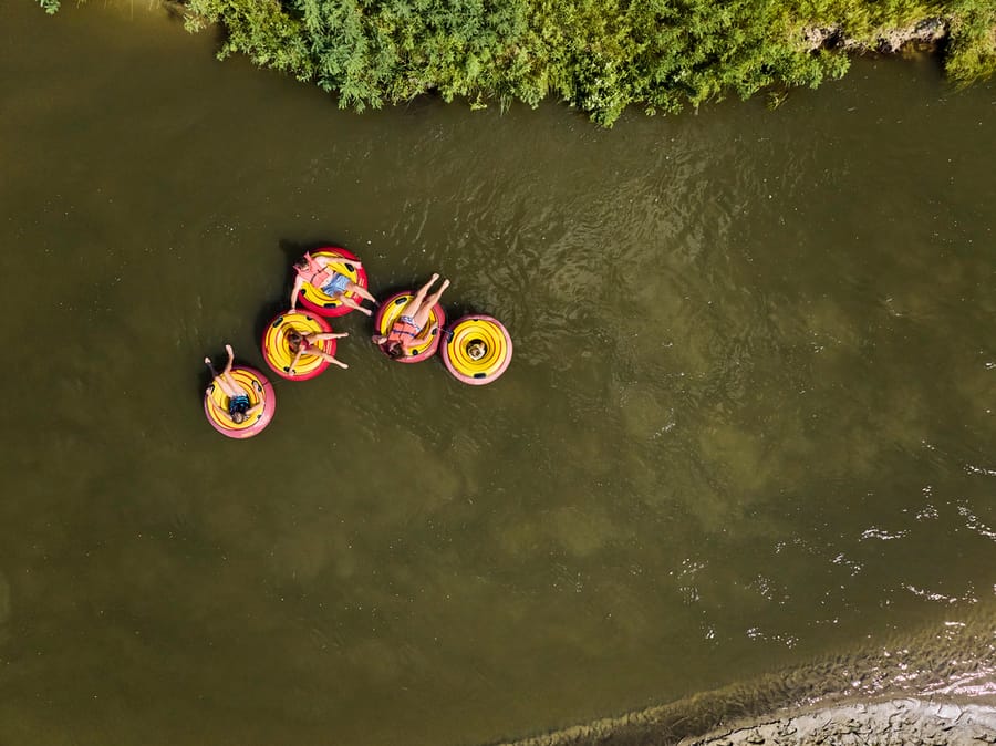 Calamus Outfitters_Tubers in Reservoir_Clay Cook Shoot 2024