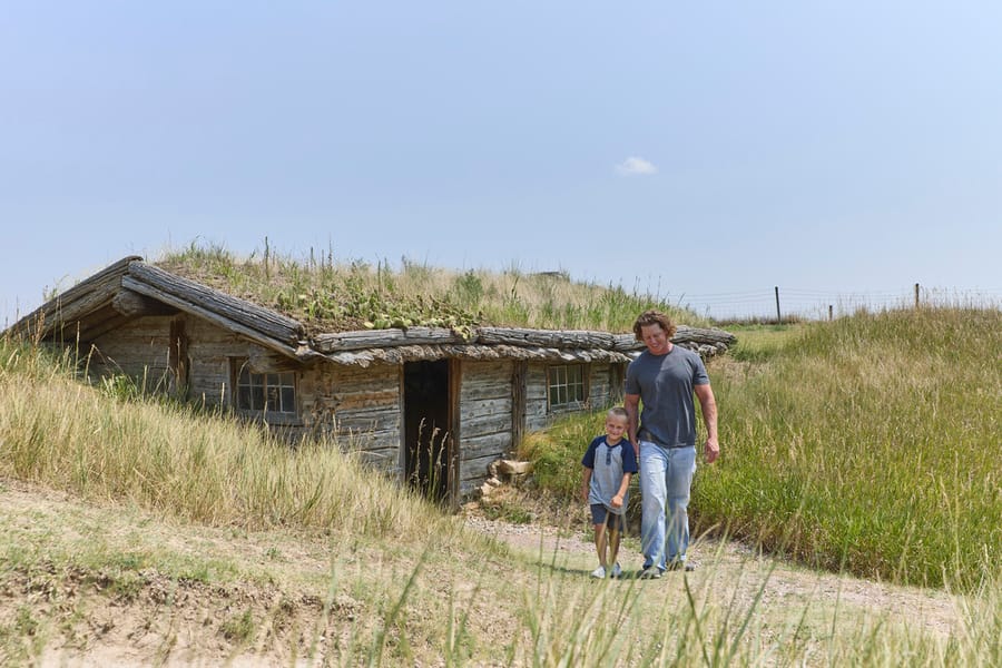 Museum of the Fur Trade_Father and Son at Outbuilding_Clay Cook Shoot 2024