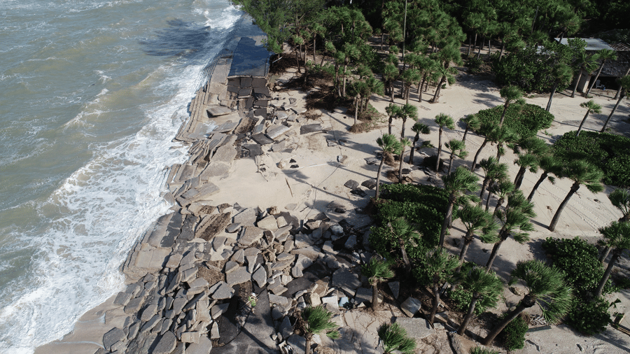 N Casey Key Road - Hurricane Helene