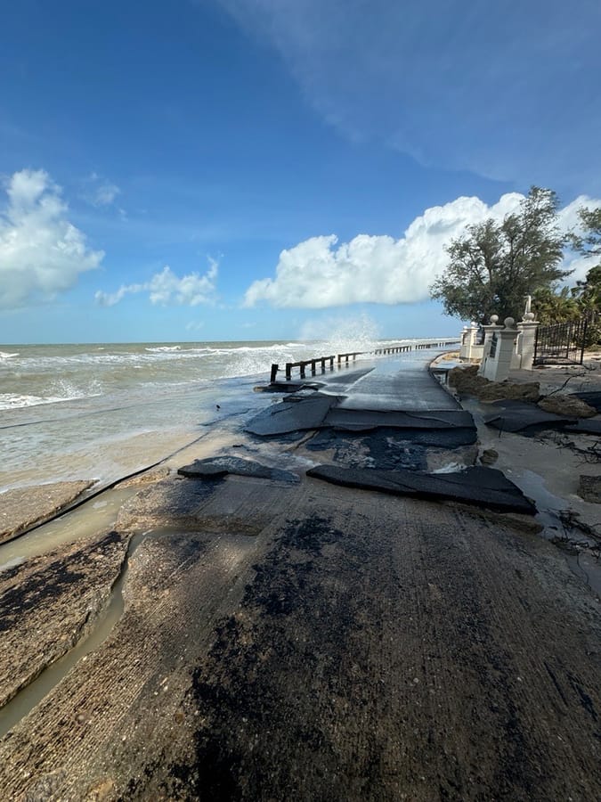 N Casey Key Road - Hurricane Helene