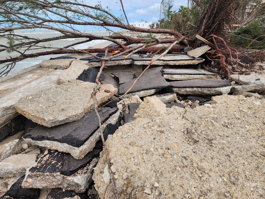 Casey Key Road - Hurricane Milton