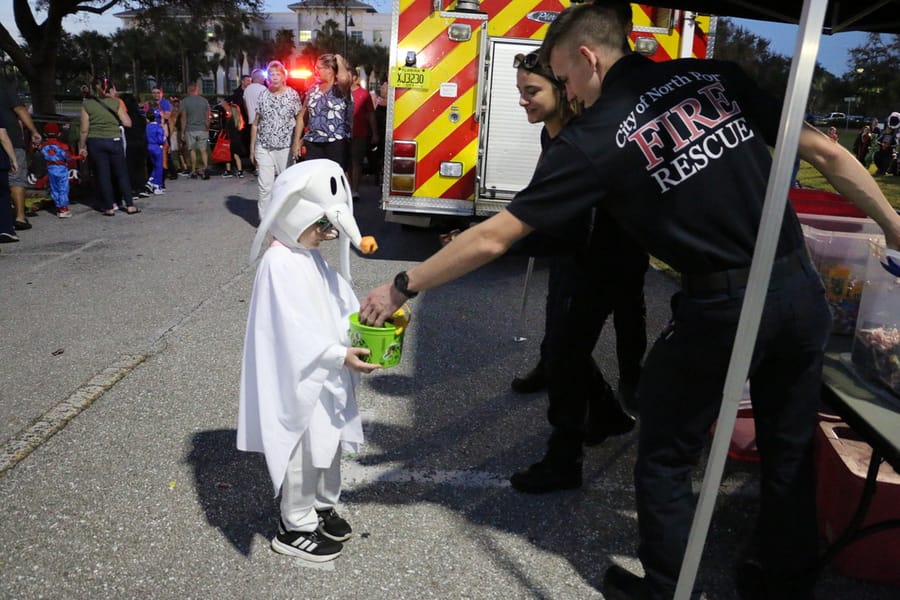 Trick-or-Treat_10.26 (306)