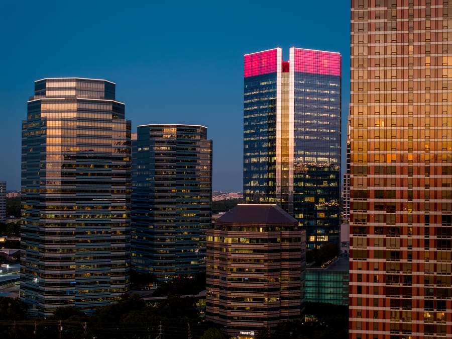 The_Galleria_Skyline_2