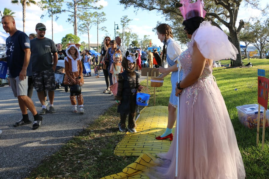 Trick-or-Treat_10.26 (180)