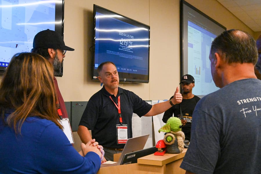 20241023_Non-profitPartnershipVisit_015_SD_PRINT