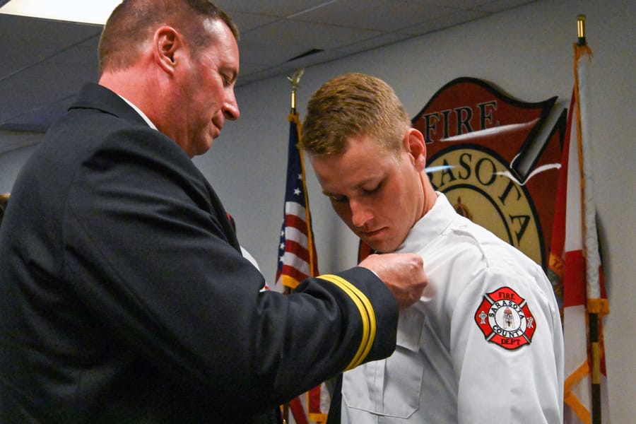 20241101_SCFD824BadgePinning_025_SD_PRINT