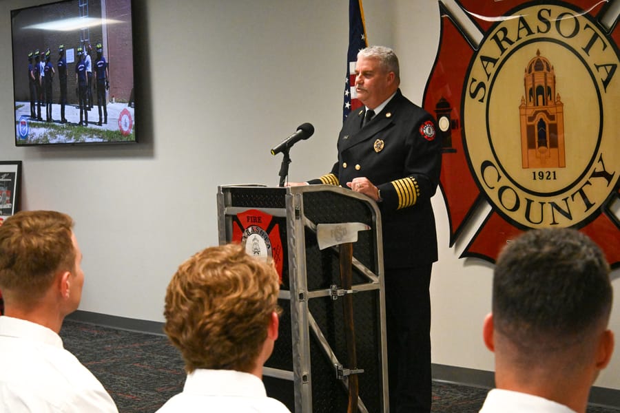 20241101_SCFD824BadgePinning_011_SD_PRINT