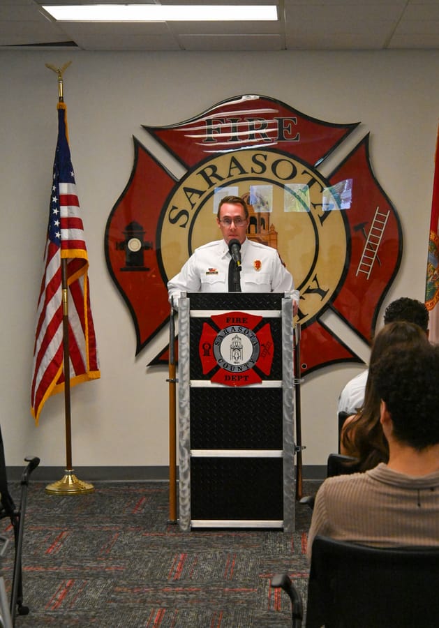 20241101_SCFD824BadgePinning_004_SD_PRINT