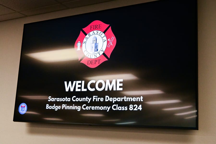 20241101_SCFD824BadgePinning_003_SD_PRINT