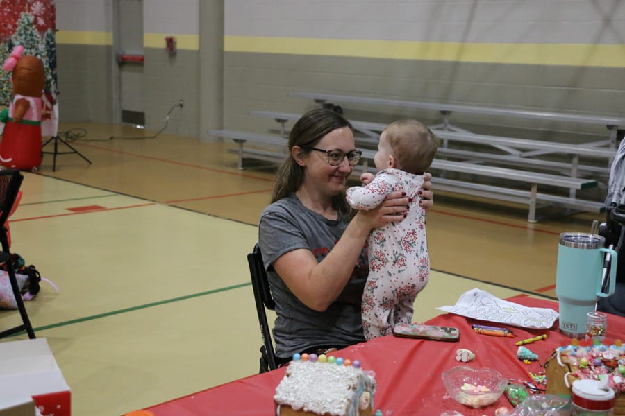 Gingerbread_House_Workshop_2024111_ (106)
