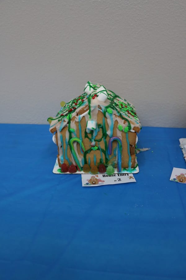 Gingerbread_House_Workshop_2024111_ (81)