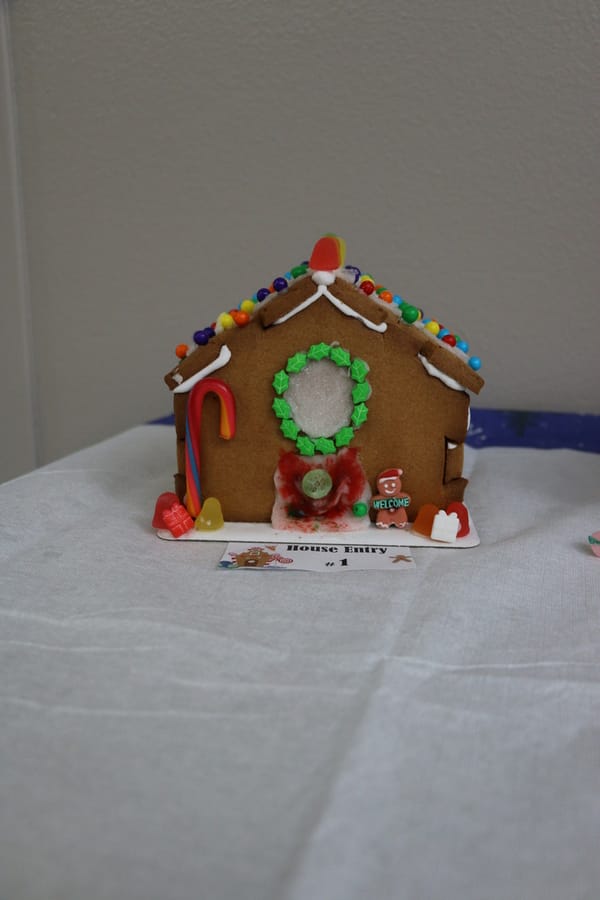 Gingerbread_House_Workshop_2024111_ (76)