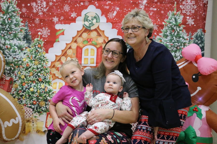Gingerbread_House_Workshop_2024111_ (49)
