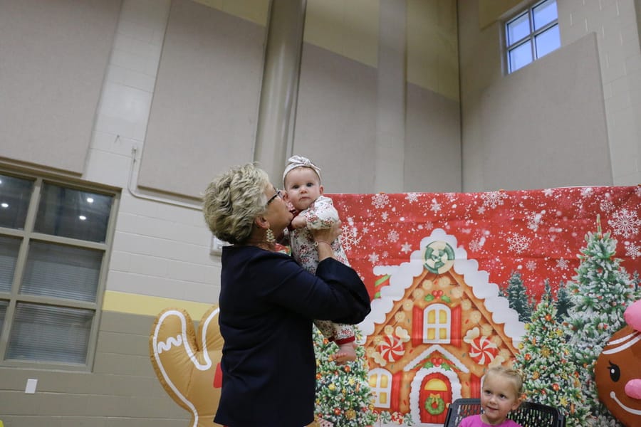 Gingerbread_House_Workshop_2024111_ (30)
