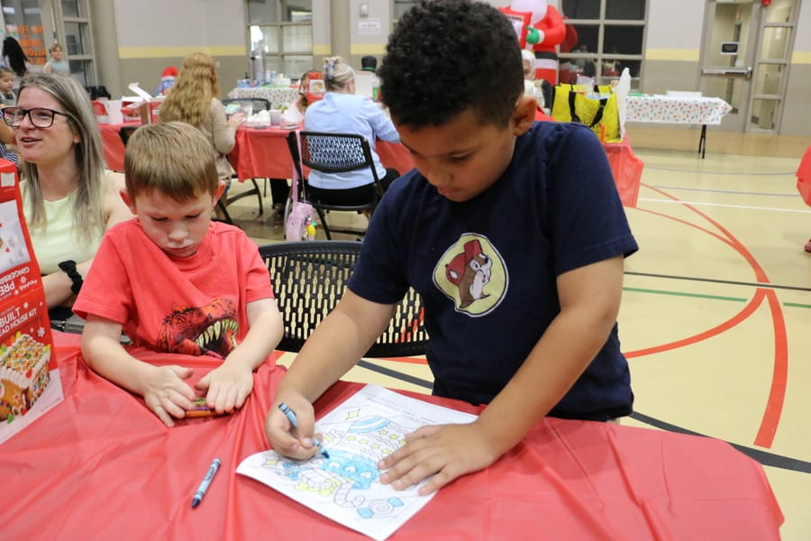Gingerbread_House_Workshop_2024111_ (15)