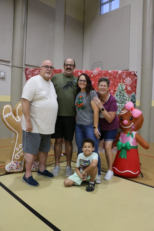 Gingerbread_House_Workshop_2024111_ (59)