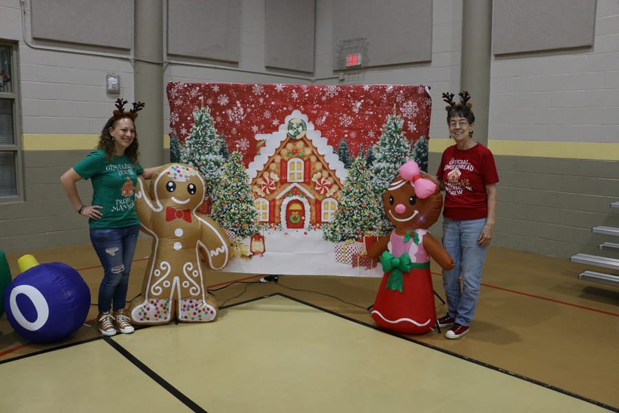 Gingerbread_House_Workshop_2024111_ (66)