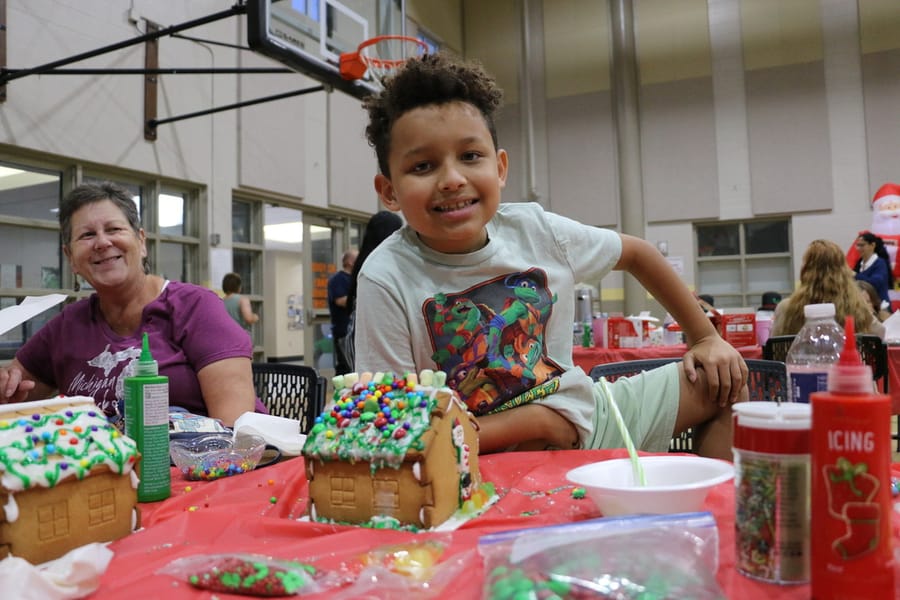 Gingerbread_House_Workshop_2024111_ (11)
