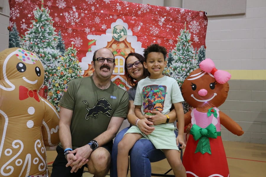 Gingerbread_House_Workshop_2024111_ (53)