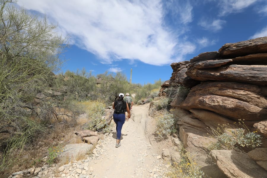 Phoenix - South Mountain Hiking_courtesy of Arizona Office of Tourism_04-24 (6)