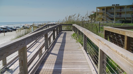 Boardwalk at Esther St. Beachfront Park (16)