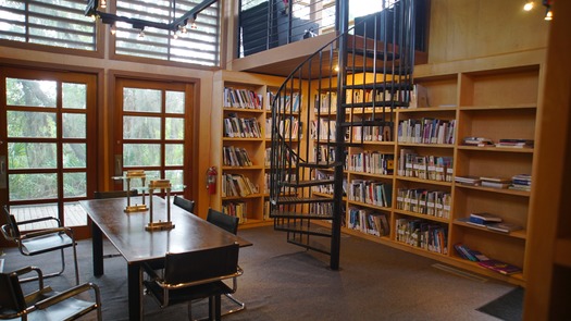 Library at Atlantic Center for the Arts (16)