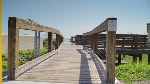 Boardwalk at Esther St. Beachfront Park (16)