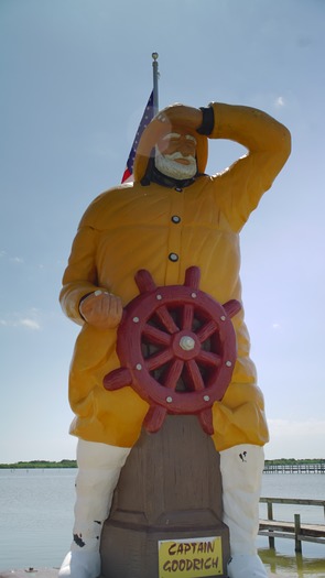 Fisherman statue at Goodrich Seafood Restaurant & Oyster House (16)