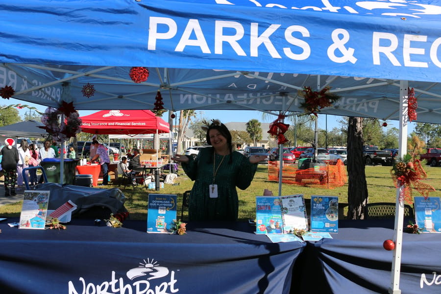 Poinsettia_Festival_120724 (103)