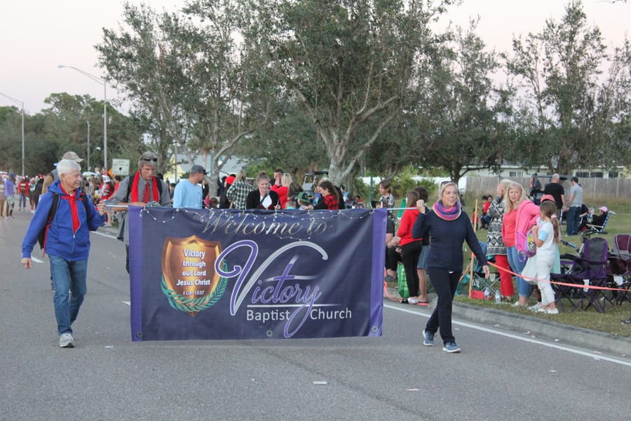 Poinsettia_Parade_120724 (158)