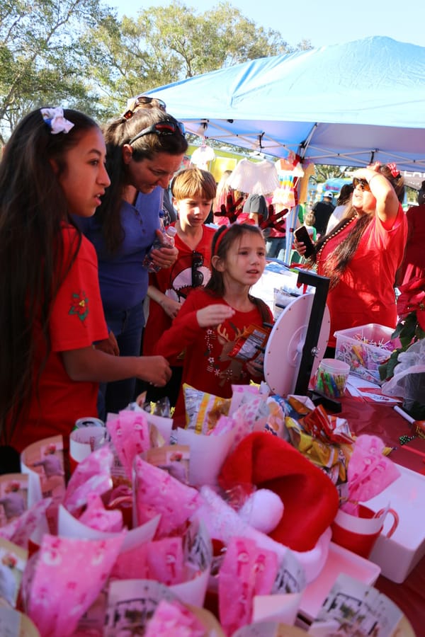Poinsettia_Festival_120724 (198)