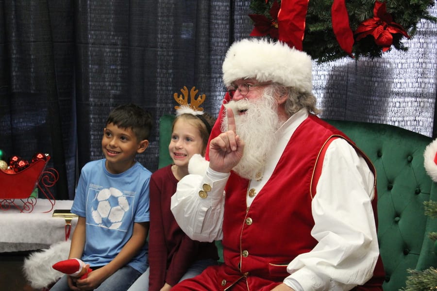 Poinsettia_Festival_120724 (29)