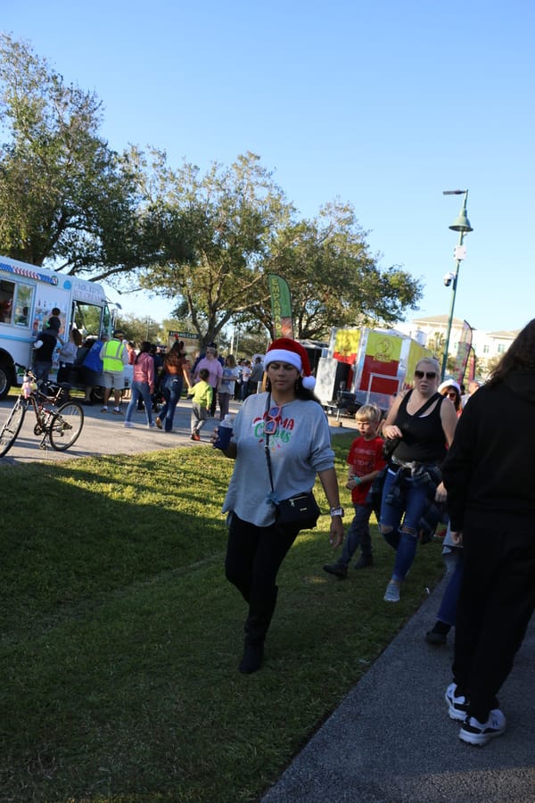 Poinsettia_Festival_120724 (211)