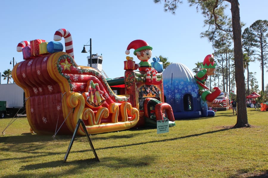 Poinsettia_Festival_120724 (10)