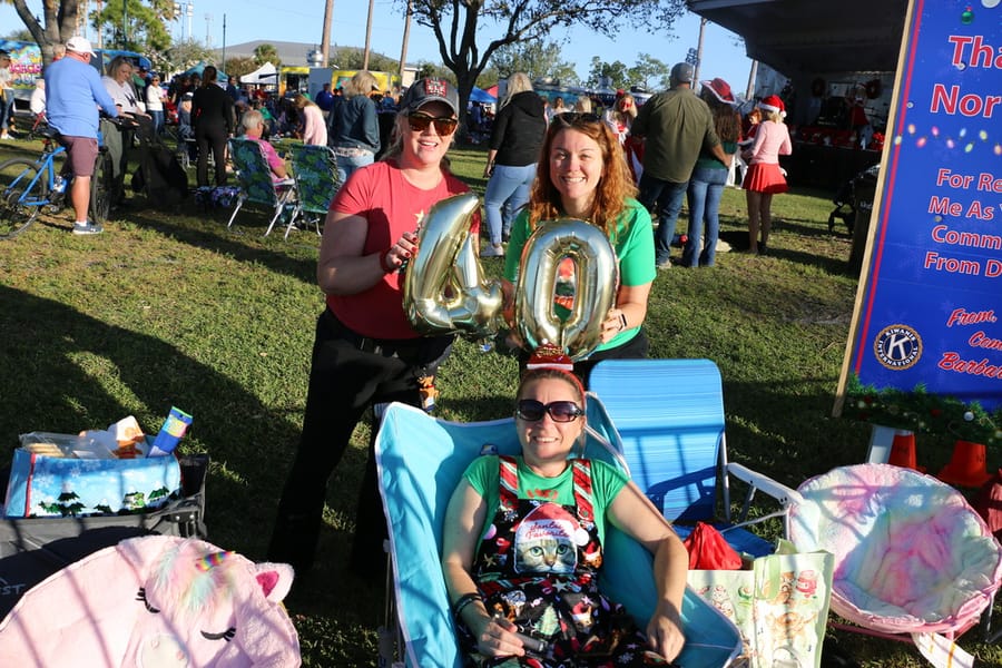 Poinsettia_Parade_120724 (202)